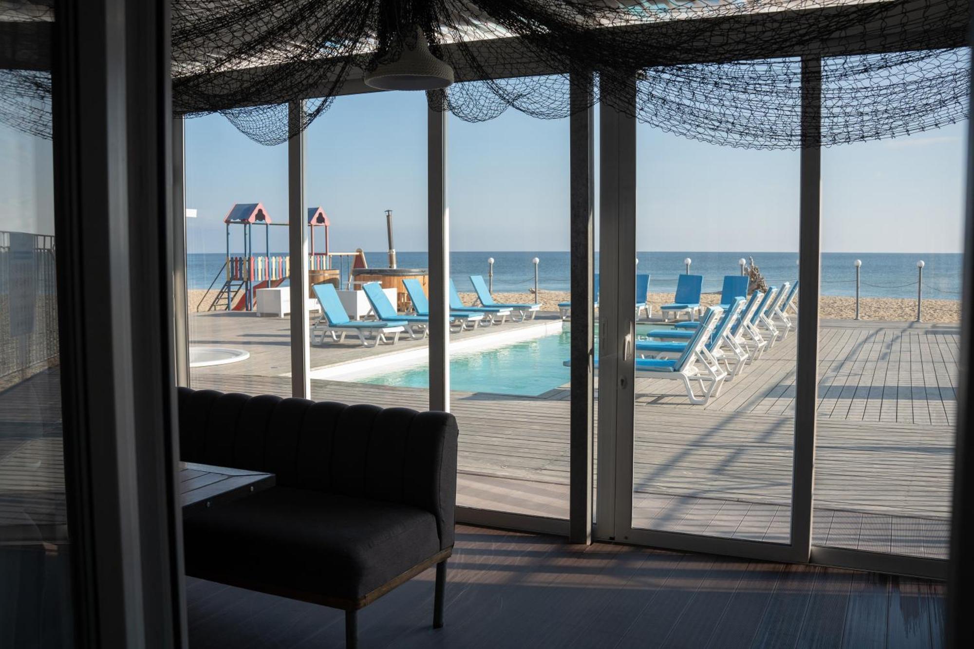 Apart-Hotel Poseidon Burlach'ya Balka Exterior photo